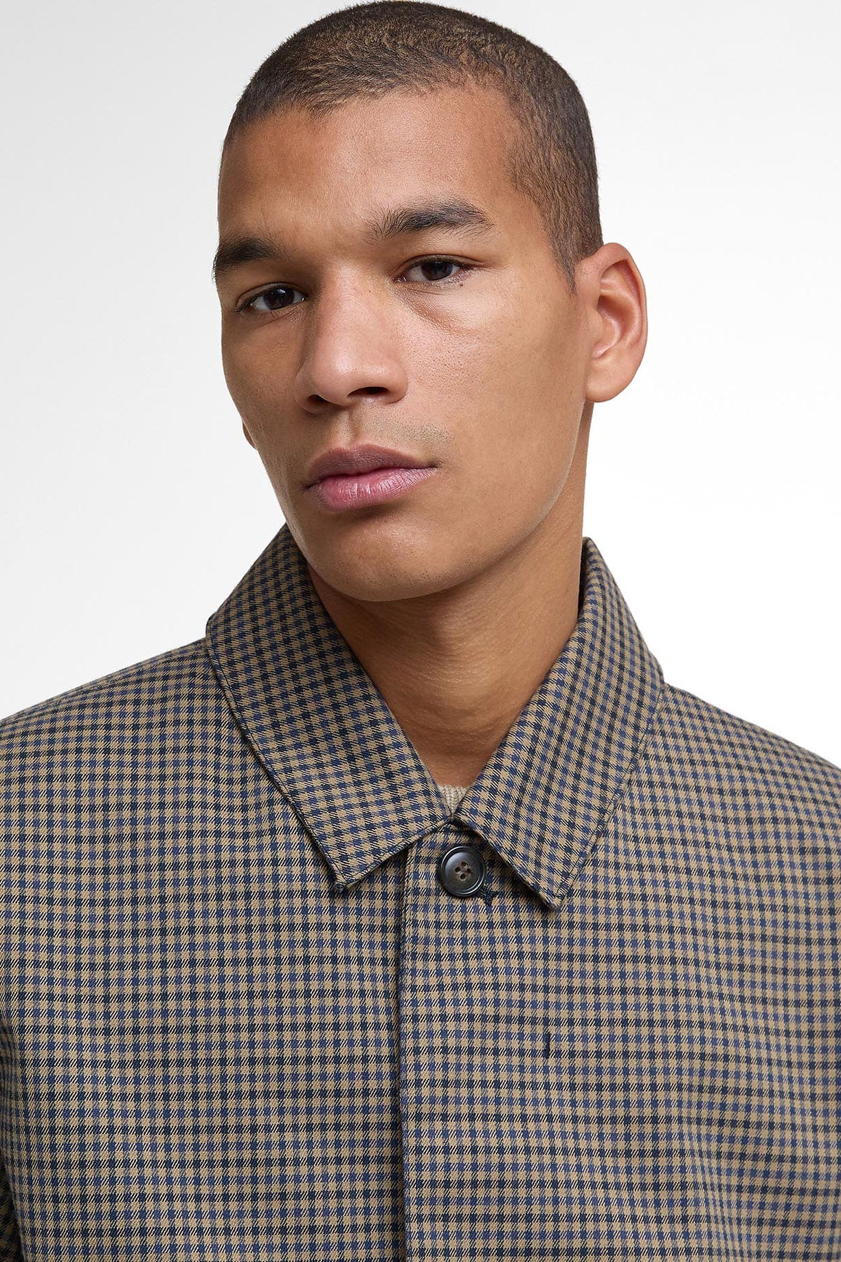 Lorden Short Showerproof Jacket - Stone/Navy Check - Image 5