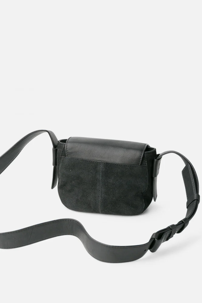 Blunt Leather Cross Body Bag - Black - Image 2