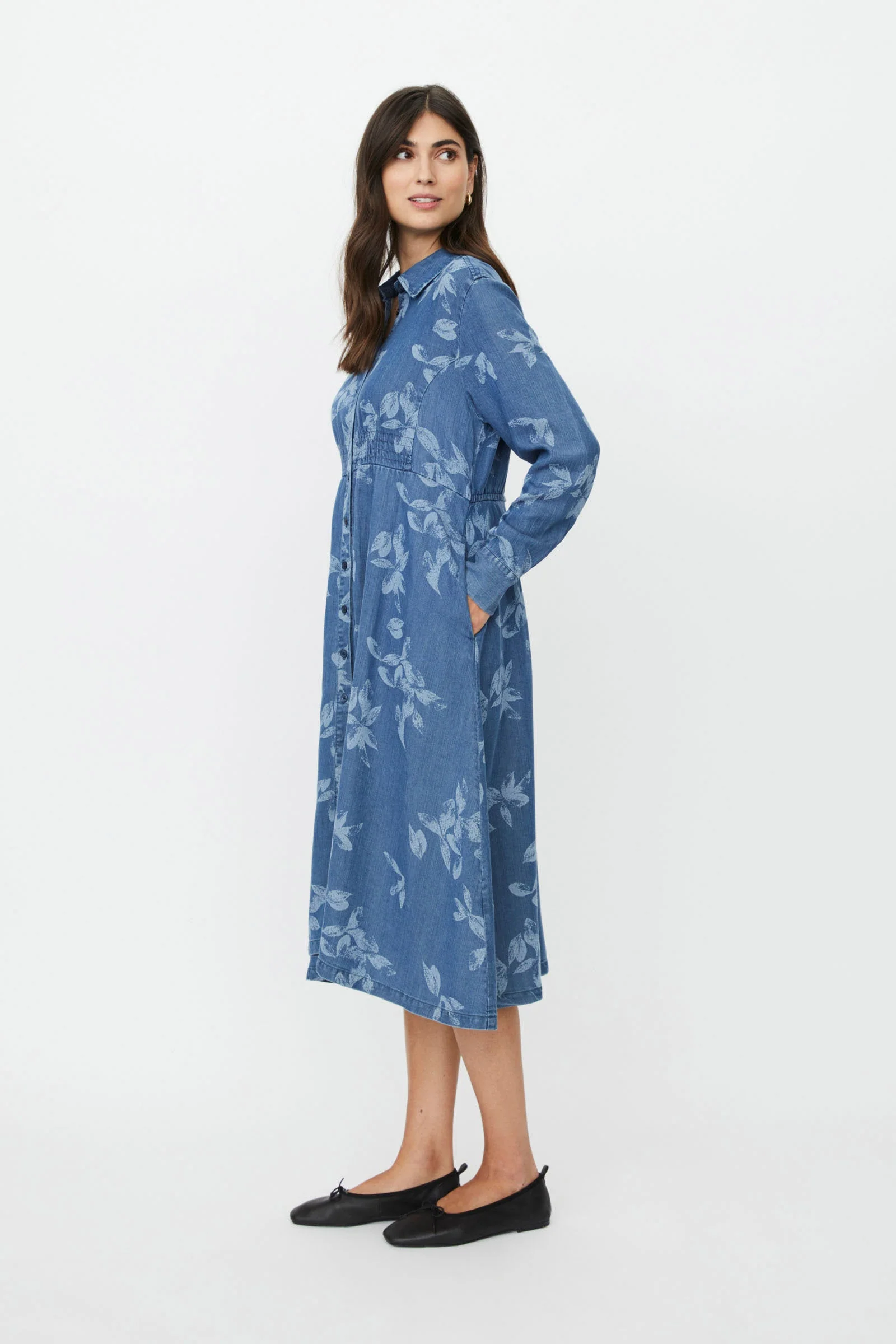 Norvinu Printed Denim Shirt Dress - Blue Denim - Image 11
