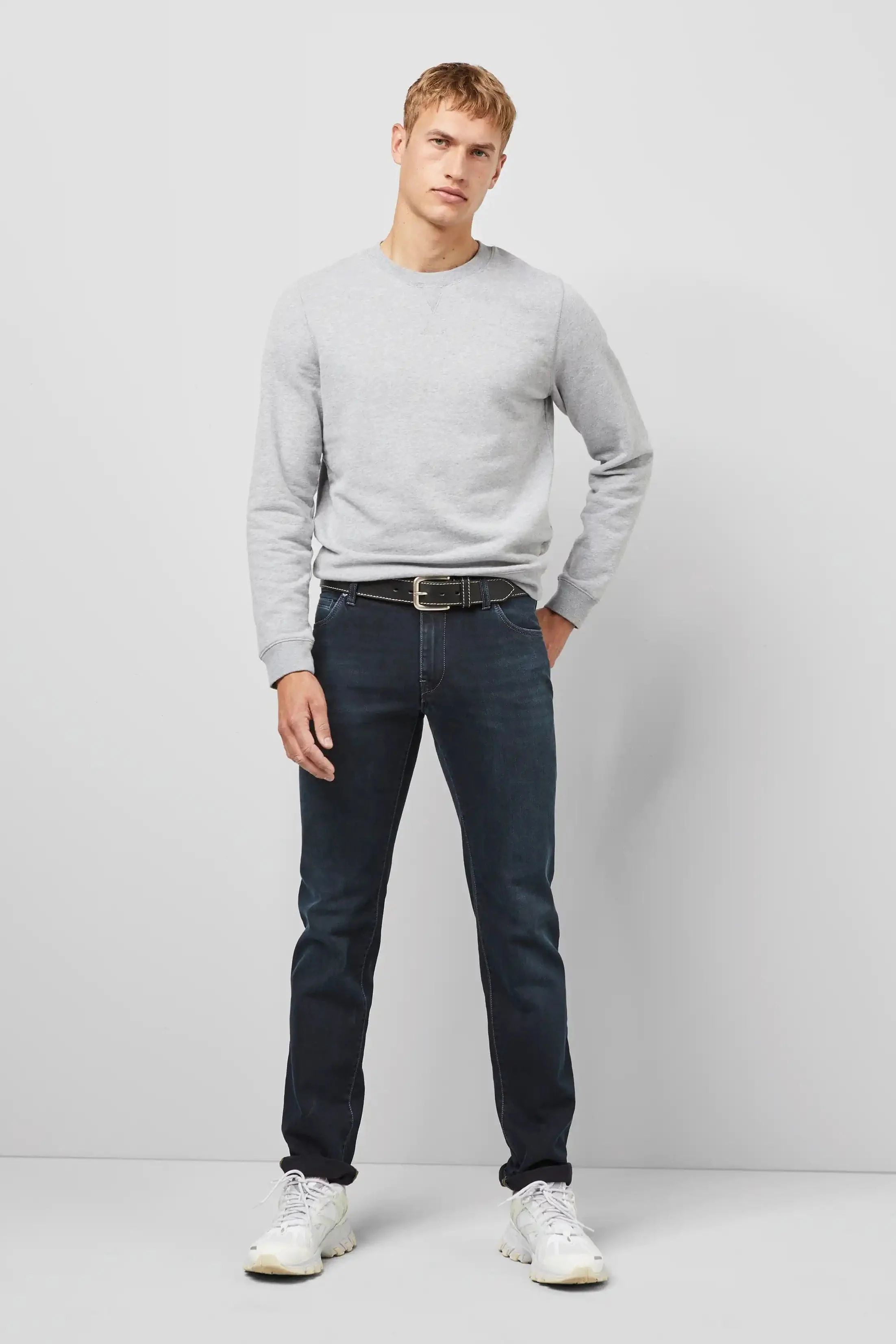 M5 Regular Stretch Denim Jeans - Blue - Image 5