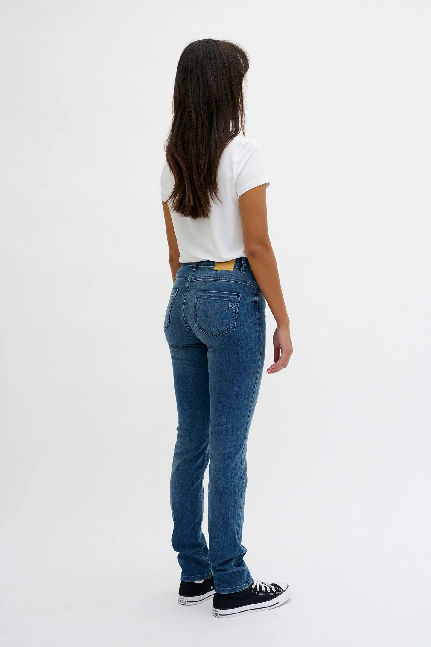 The Celina High Waist Straight Jean - Medium Blue Vintage Wash - Image 2