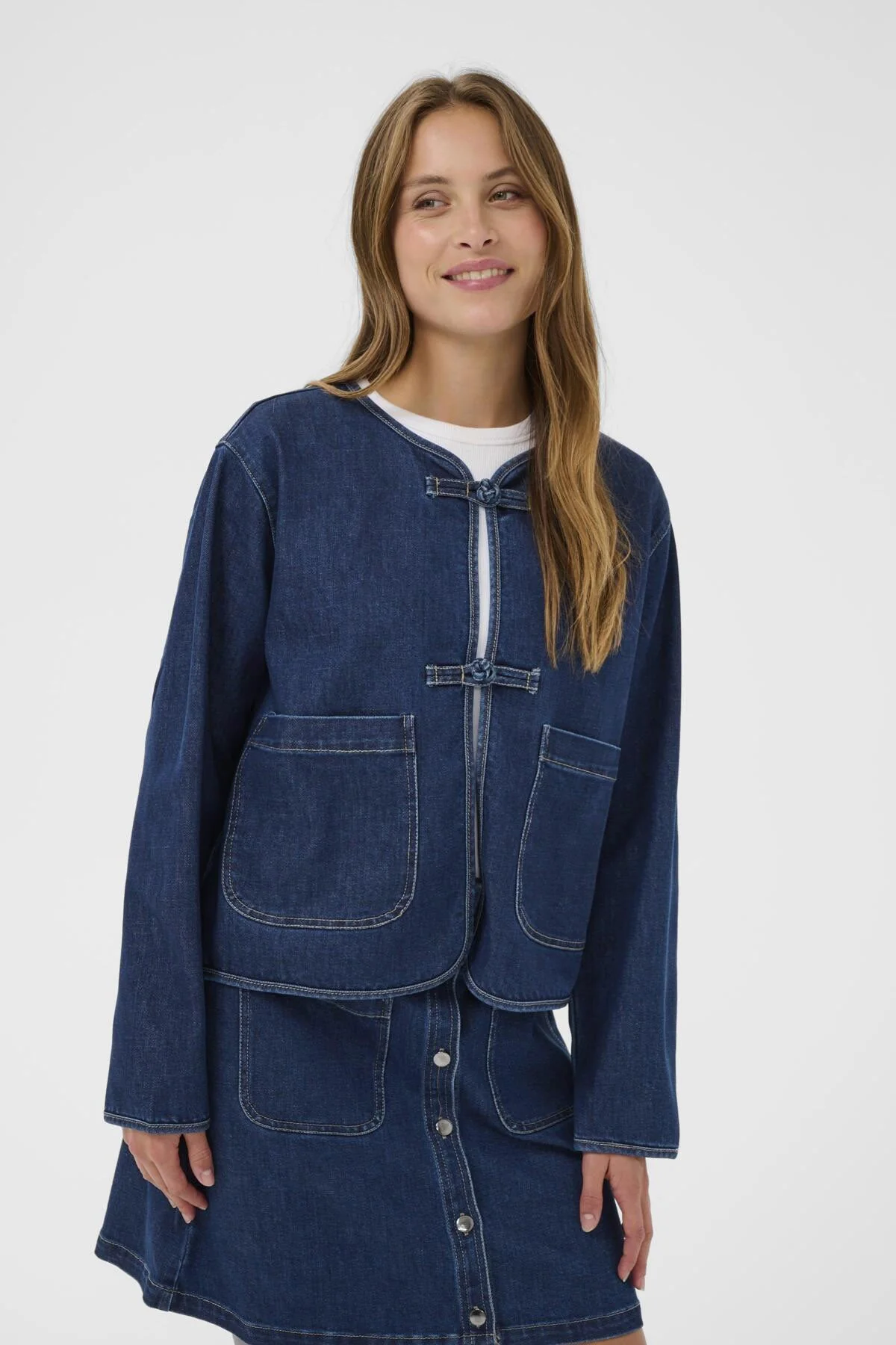 Oivy Denim Jacket - Medium Blue Denim - Image 2