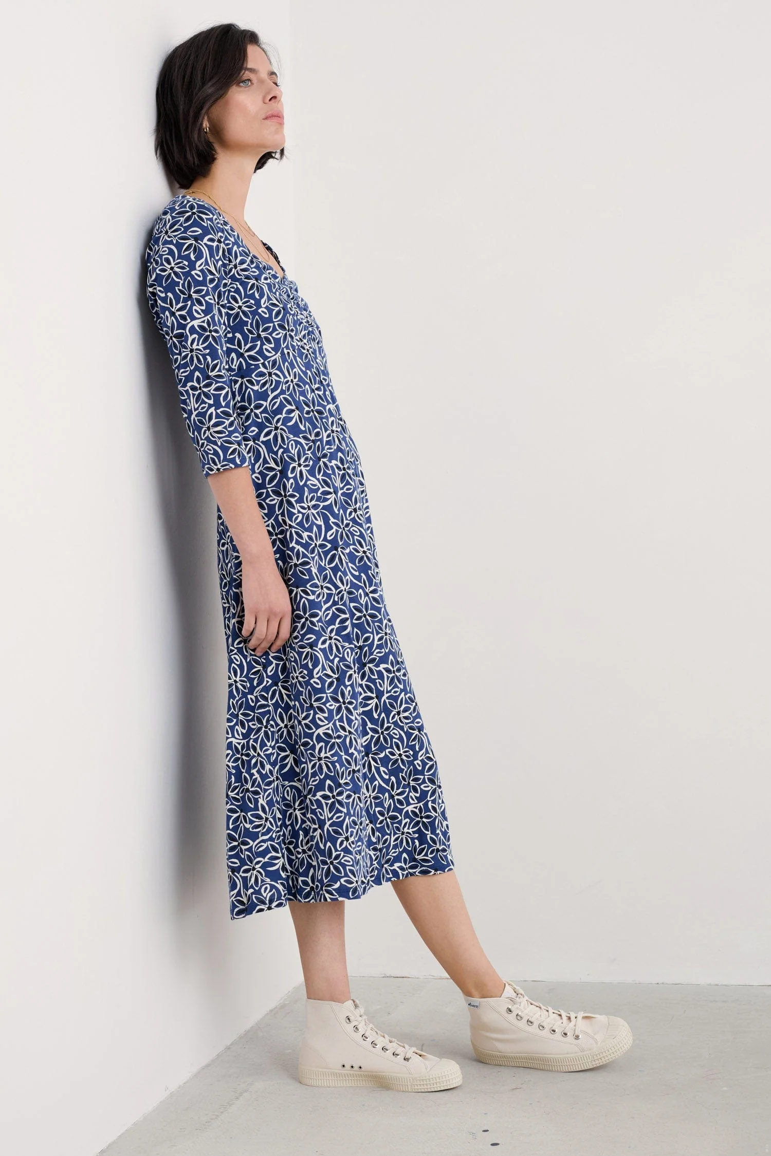3/4 Sleeve Secret Cove Midi Dress - Harbour Floral Washed Marine - Image 2