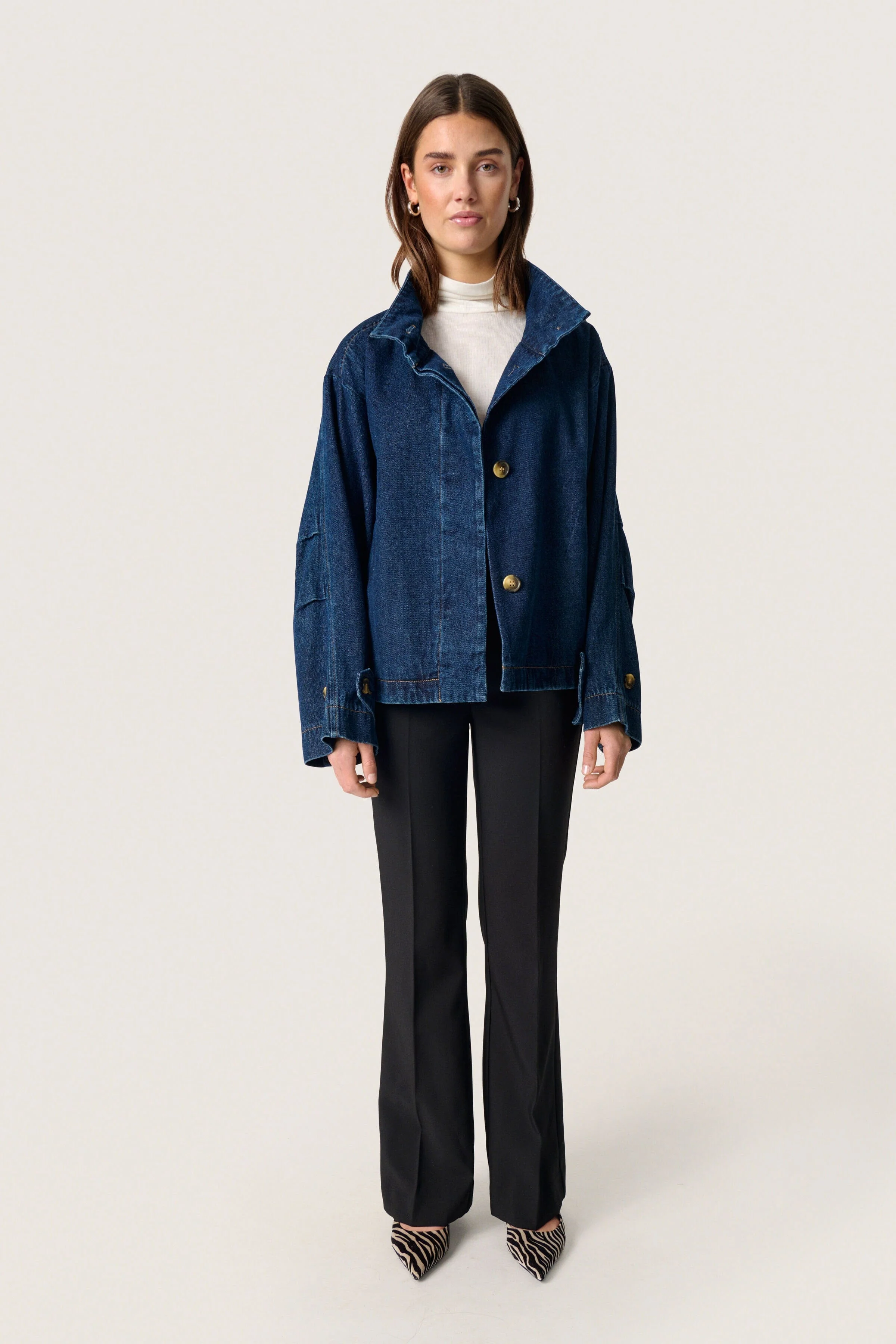 Jannine Cade Stand Collar Denim Jacket - Dark Blue Denim - Image 4