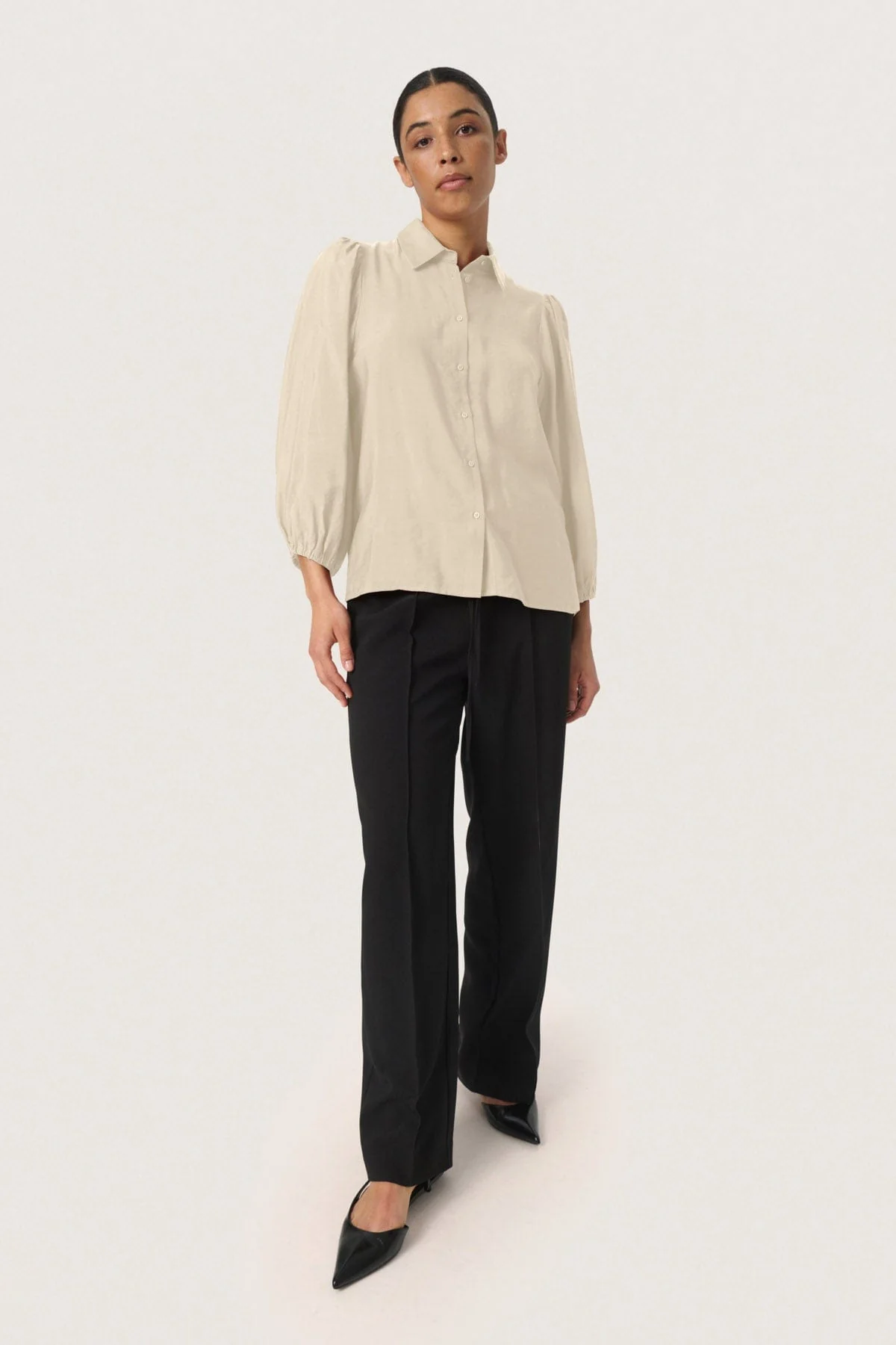 Leodora Stefani 3/4 Sleeve Shirt - Oatmeal - Image 5