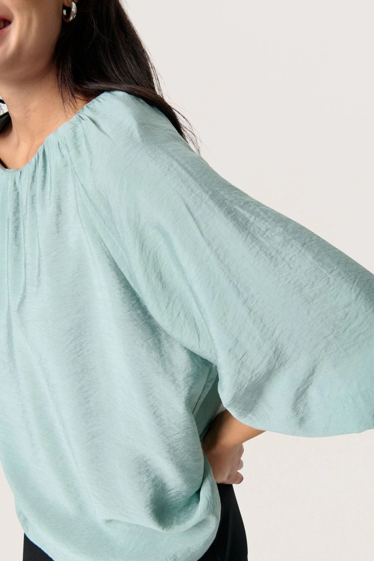 Leodora Top - Silver Blue - Image 4