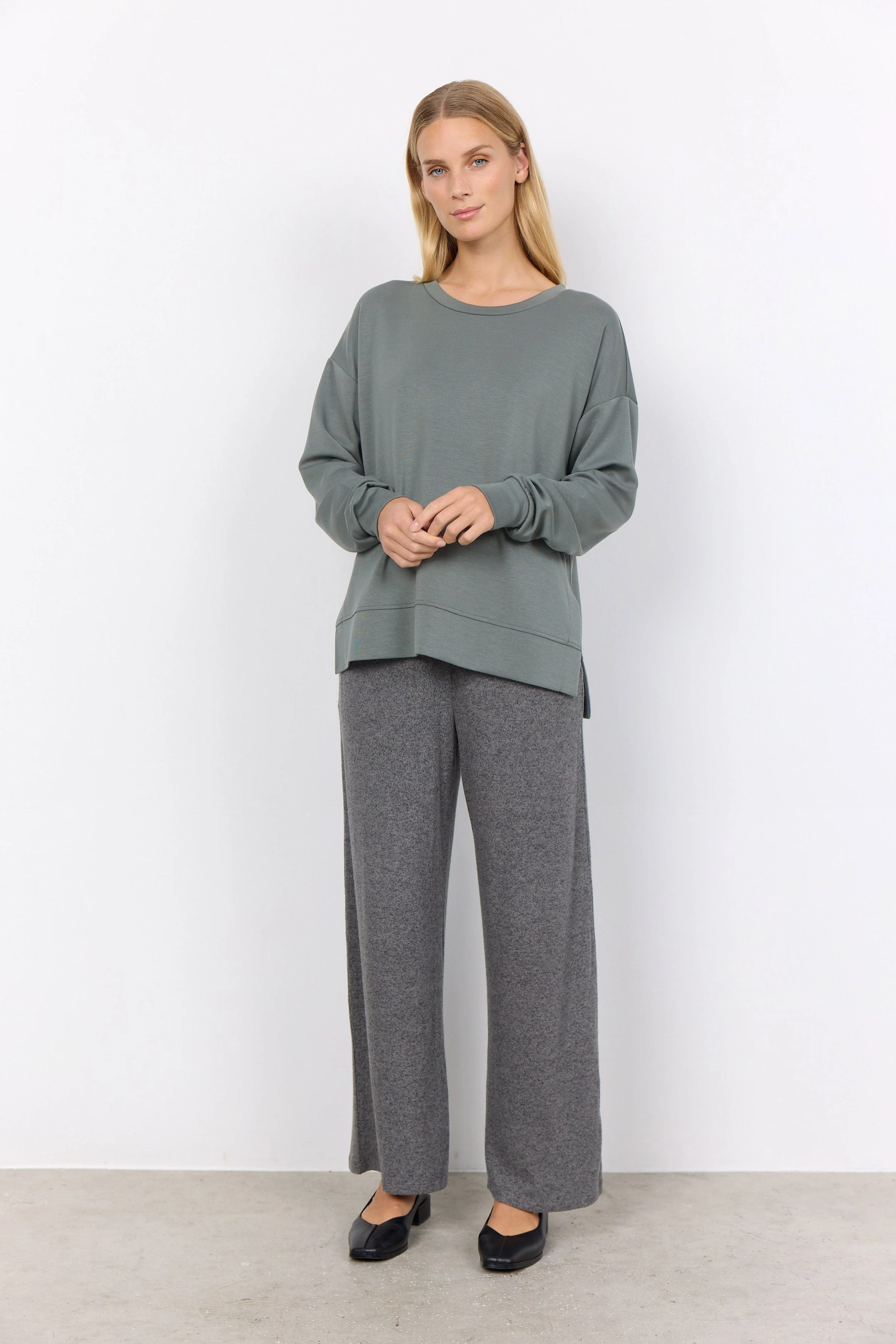 Banu Sweatshirt - Misty - Image 3