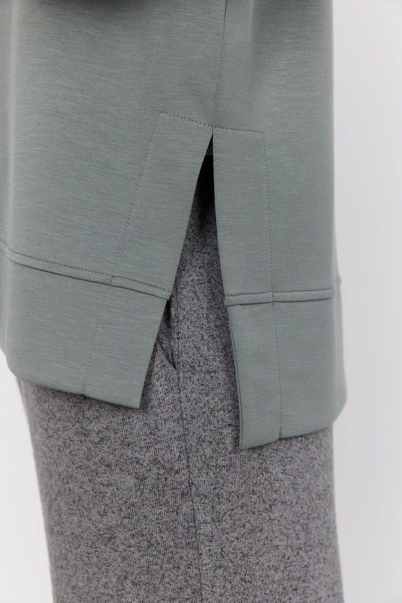 Banu Sweatshirt - Misty - Image 4