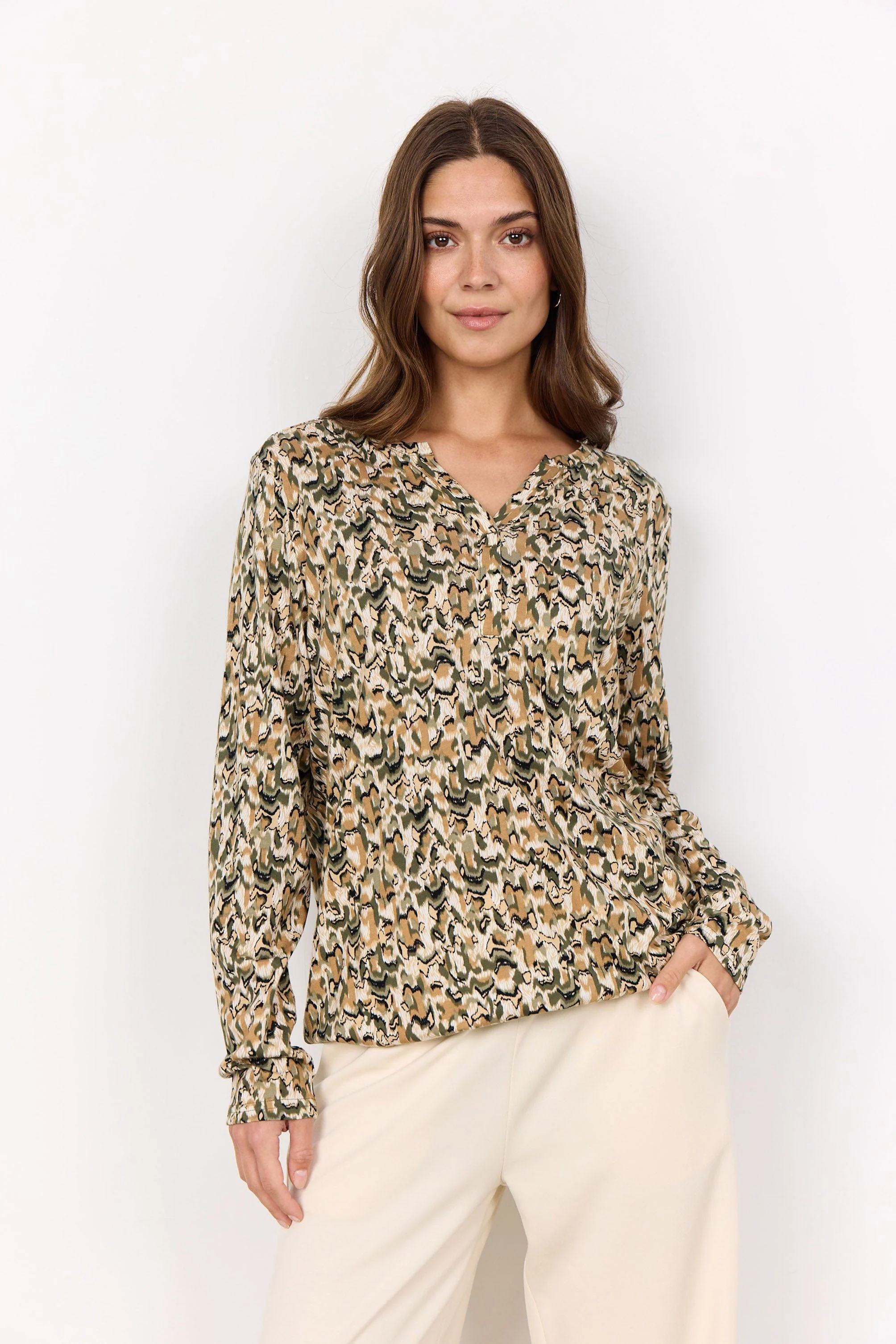 Felicity Printed Jersey Top - Dark Olive Combi - Image 2