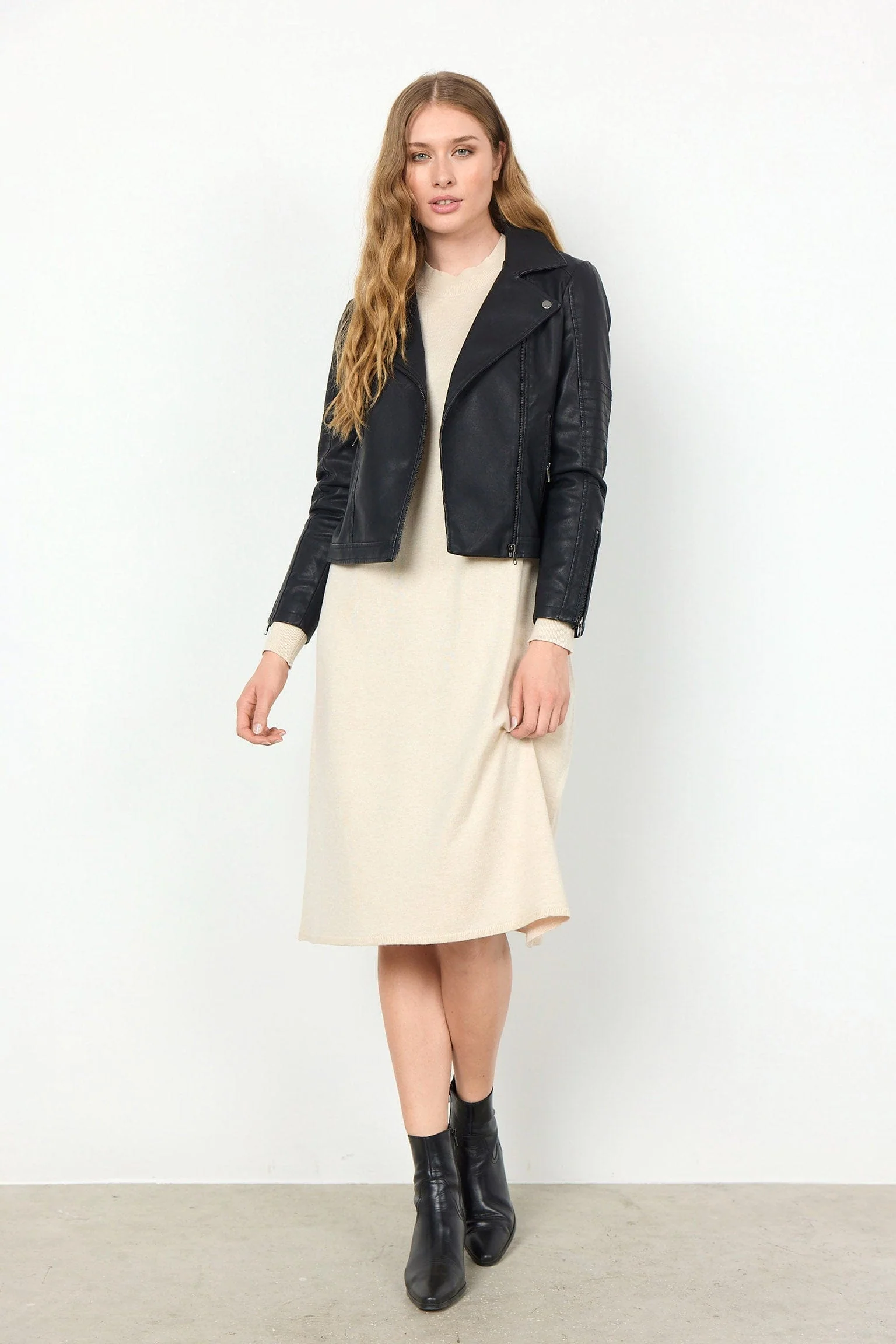 Gunilla Faux Leather Jacket - Black - Image 4