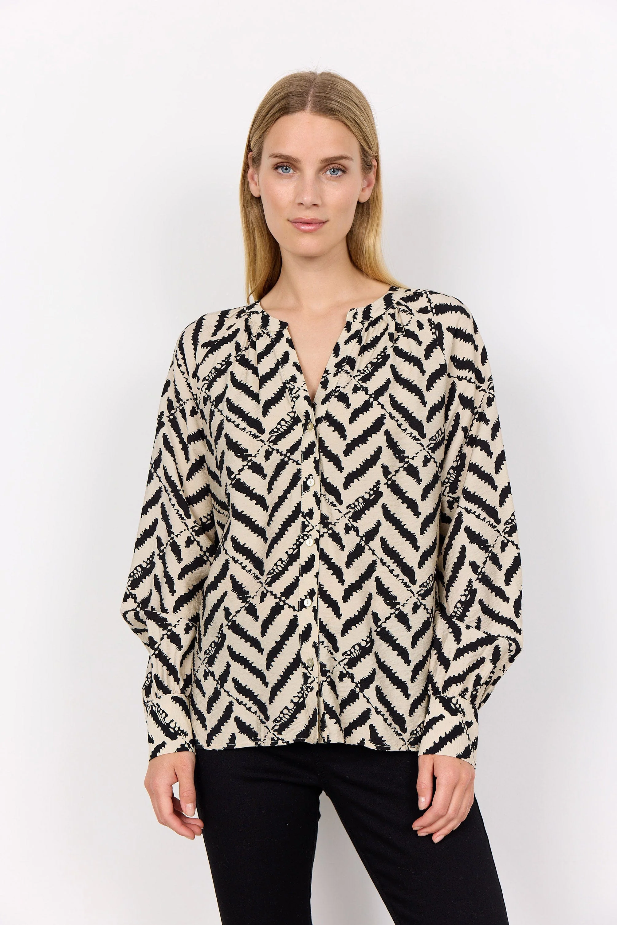 Inarose Printed Blouse - Black Combi - Image 5